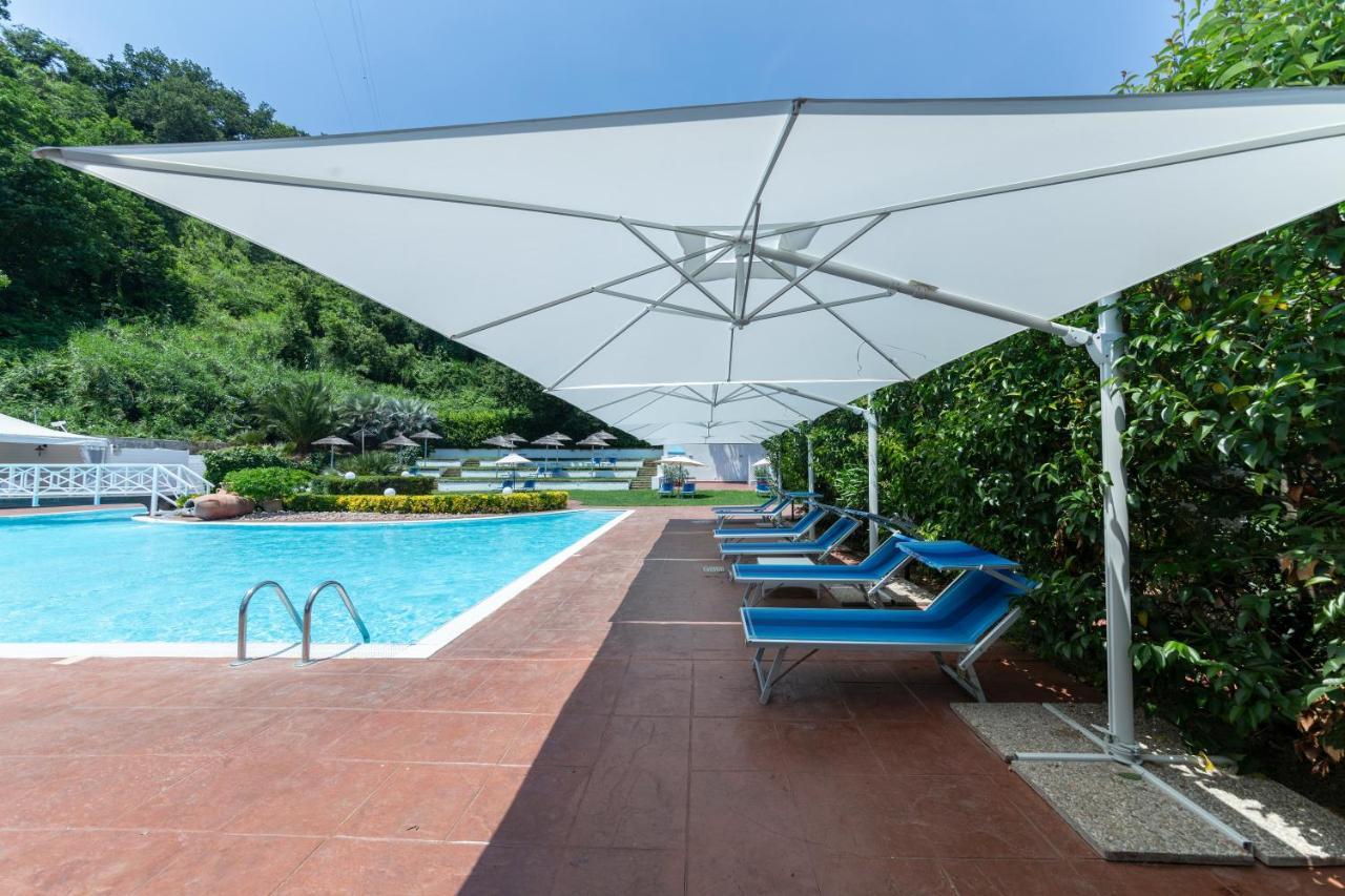 פוזולי Agave Hotel מראה חיצוני תמונה