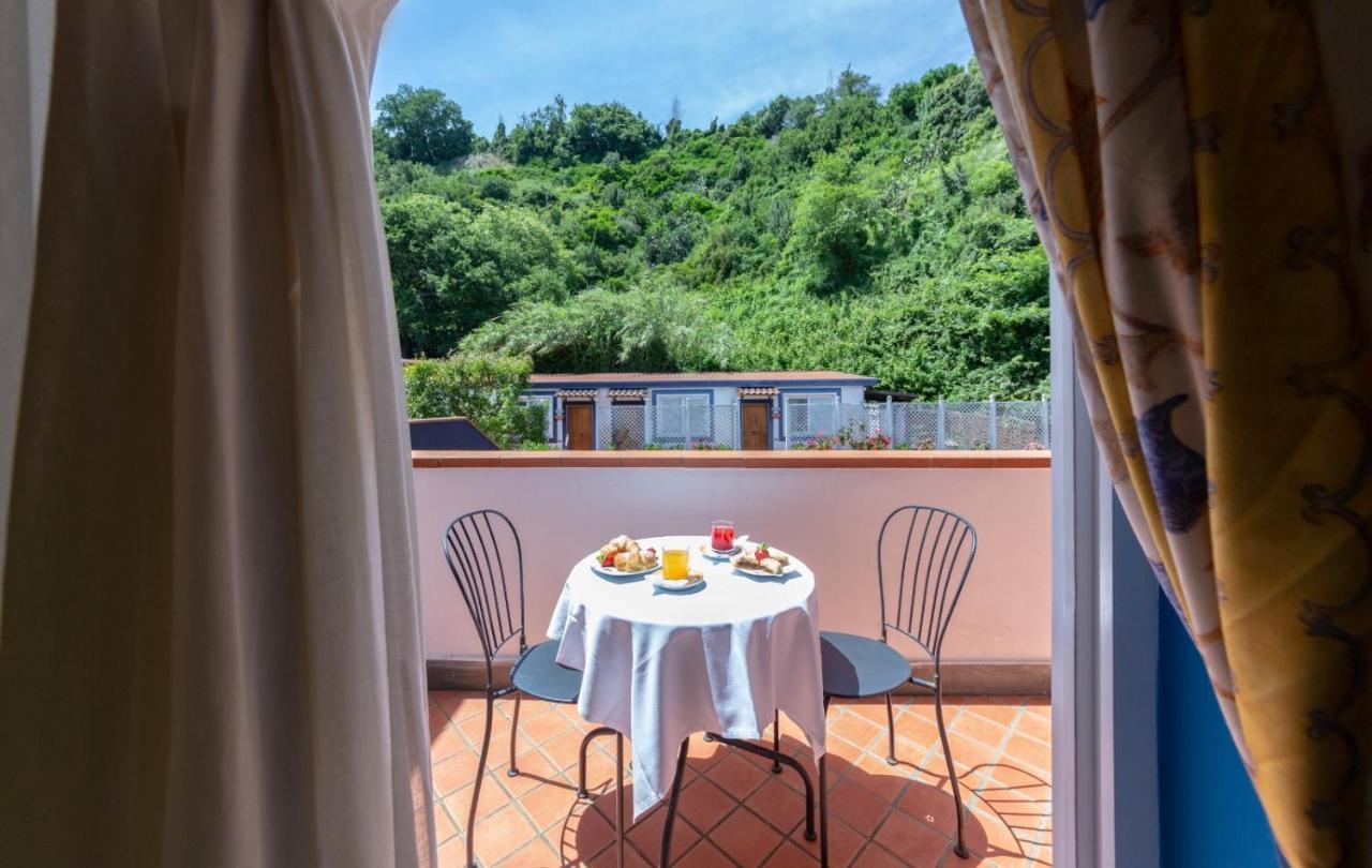 פוזולי Agave Hotel מראה חיצוני תמונה