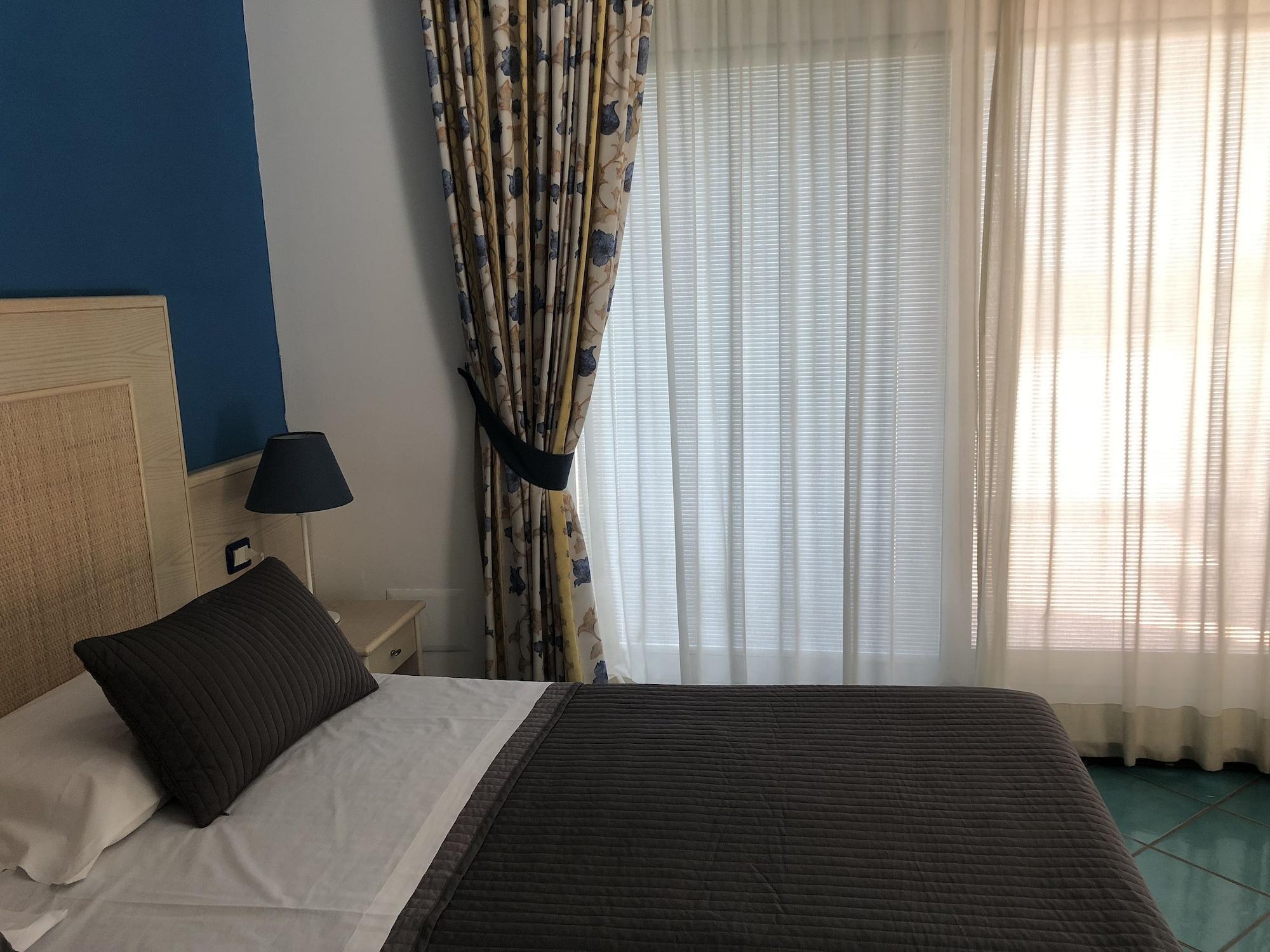 פוזולי Agave Hotel מראה חיצוני תמונה